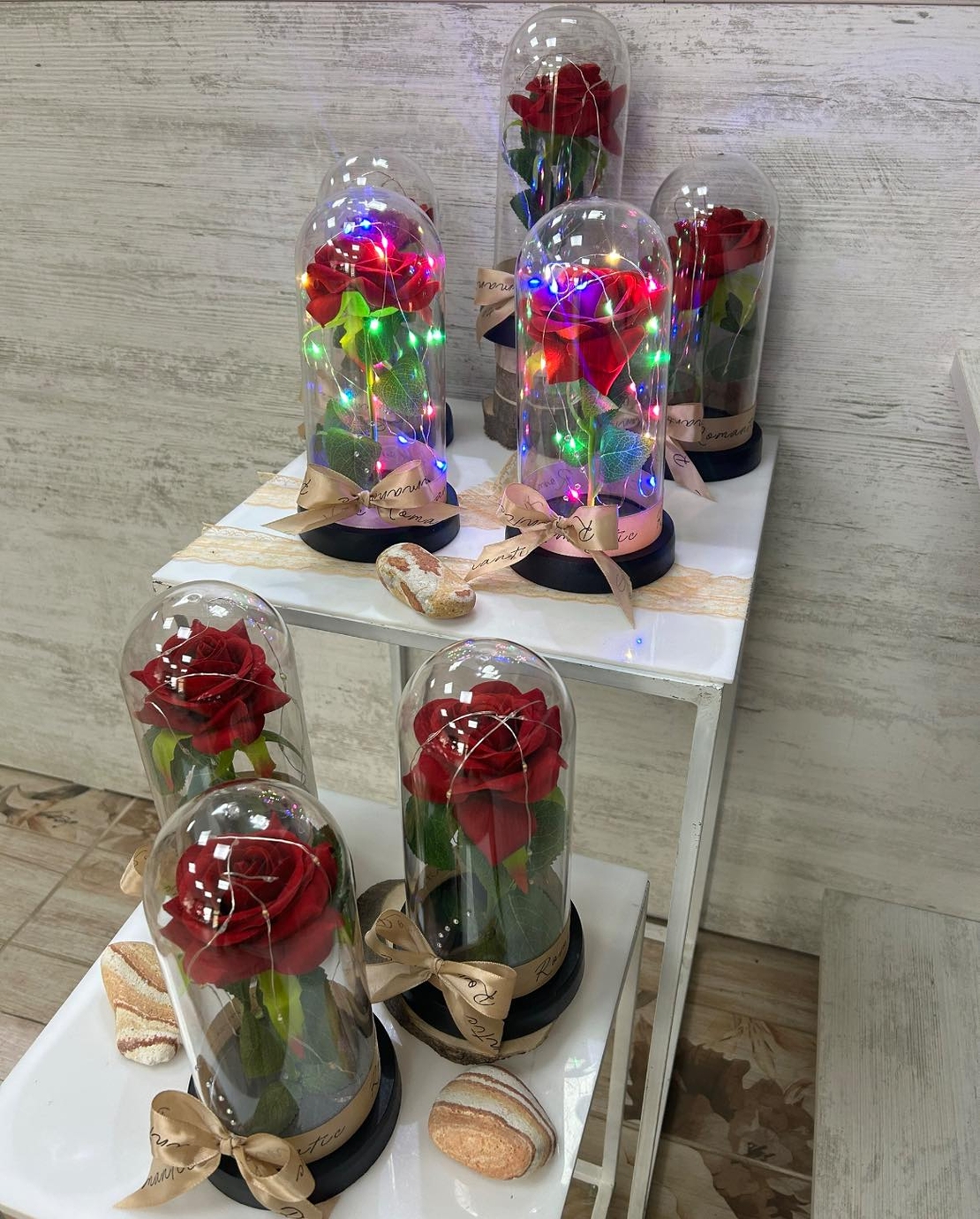 СВЕТЕЩА ВЕЧНА РОЗА