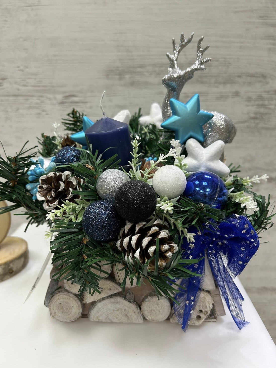 Стилен КОЛЕДЕН свещник