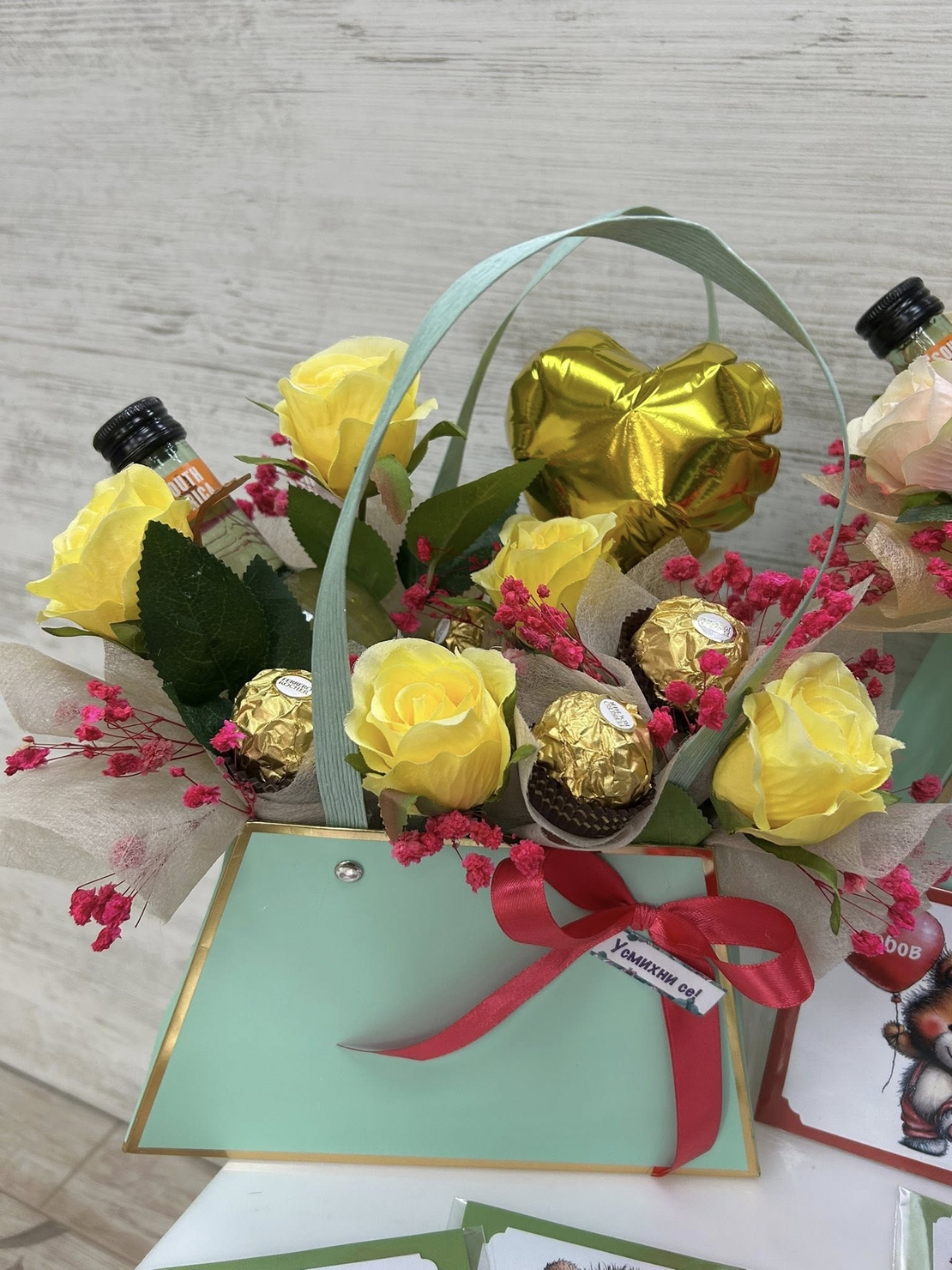 Ментова чантичка с б.вино/бонбони /сърце