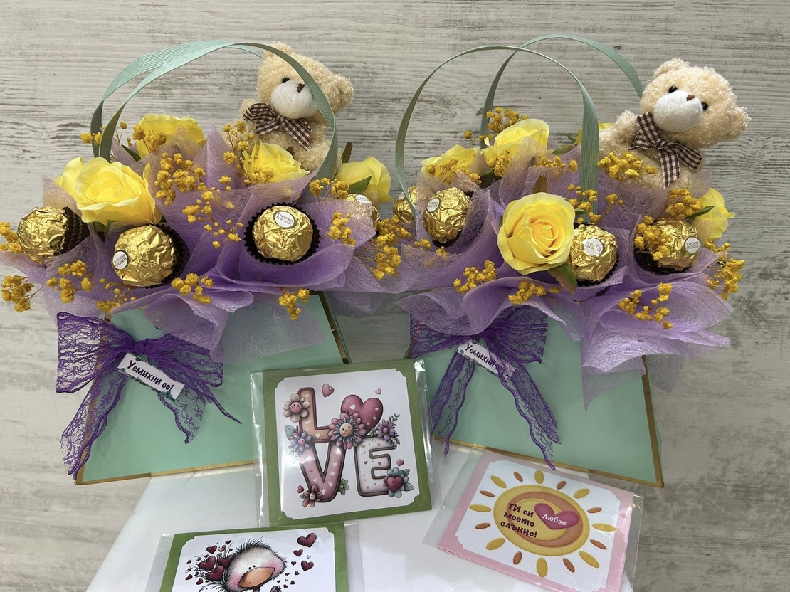 Ментови чантички с бонбони и мече