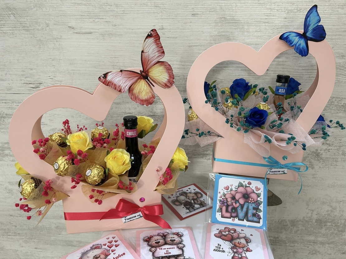 Чанта сърце с вино /рози/бонбони