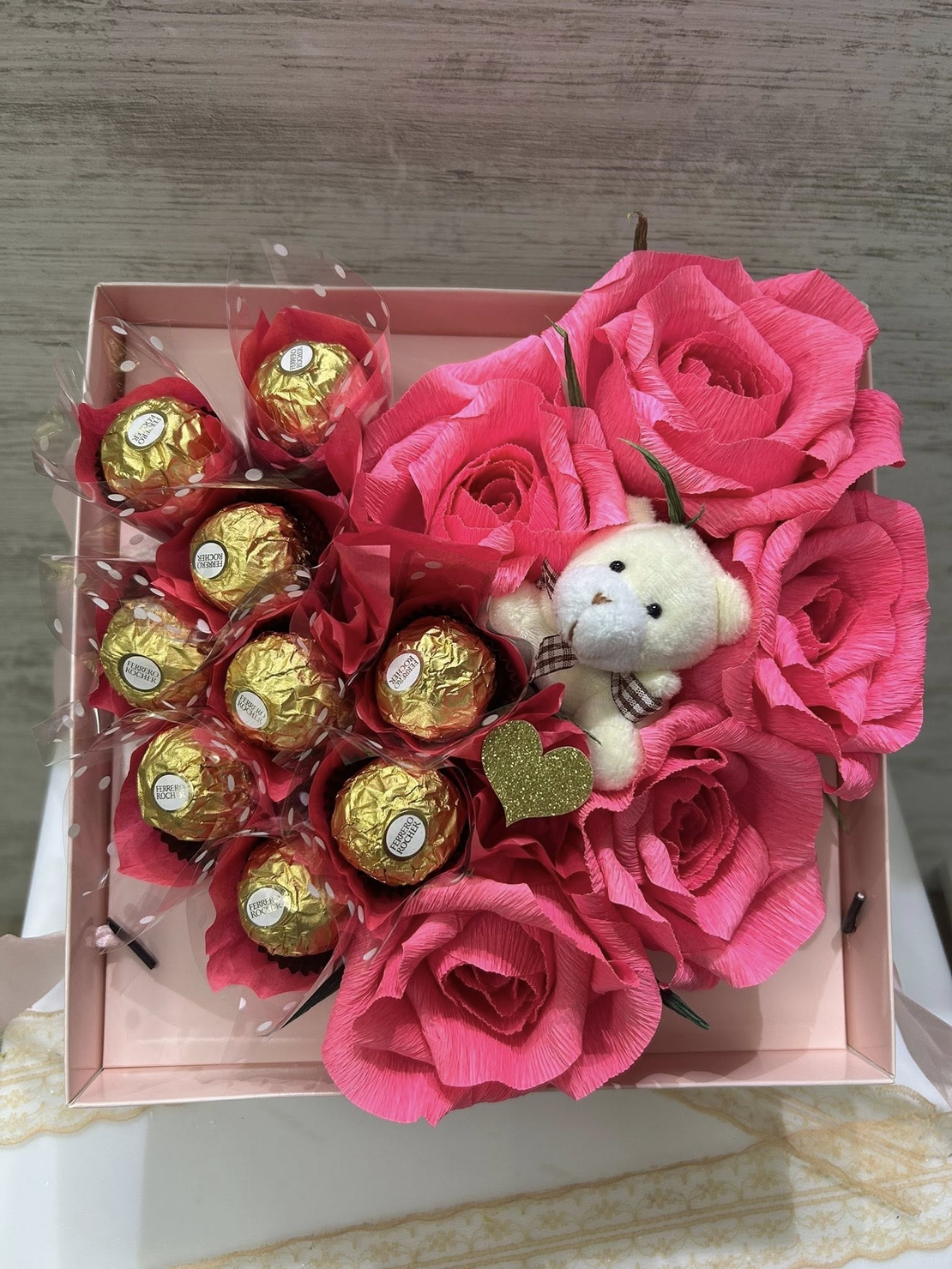 Бонбонено сърце в кутия