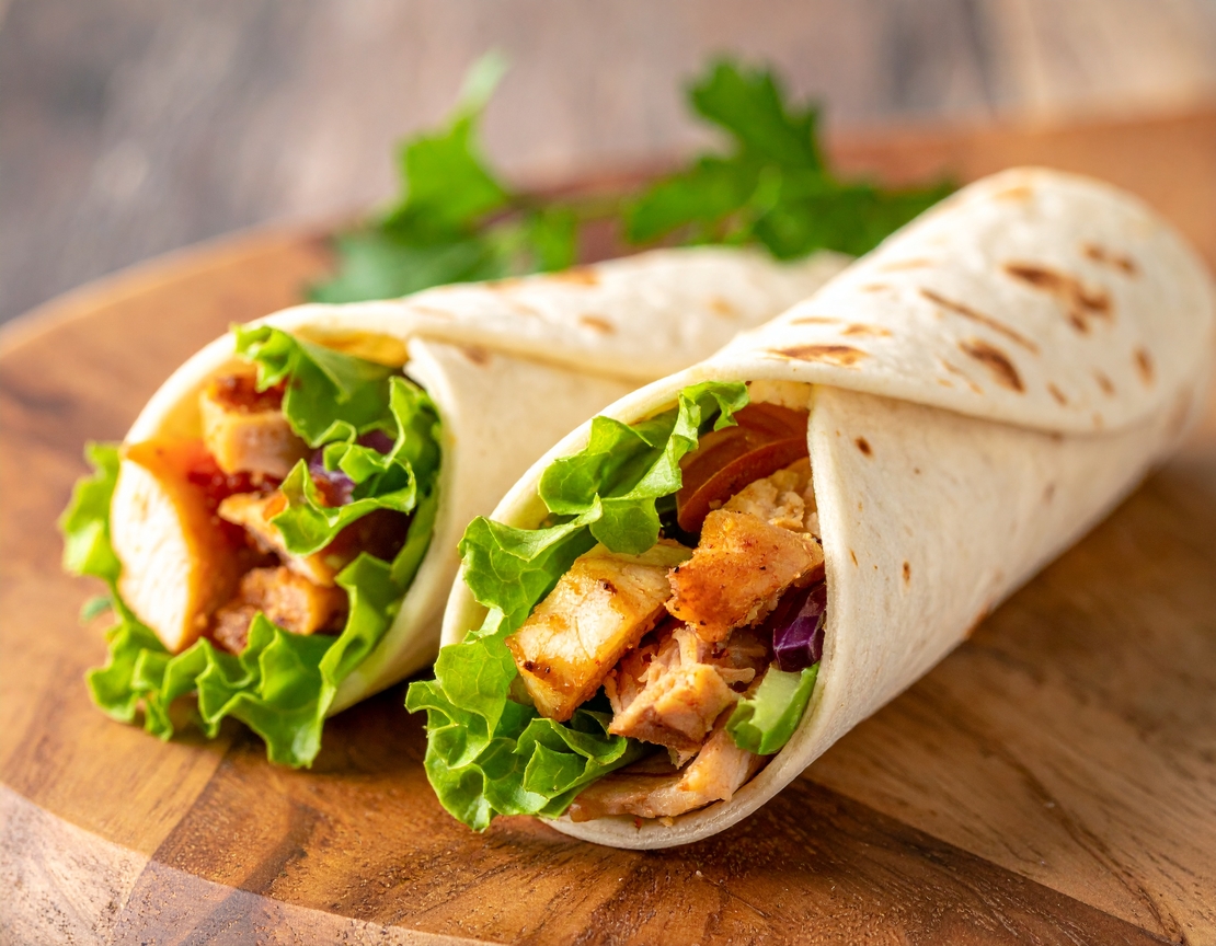 МИНИ ТОРТИЛА С ПИЛЕШКО МЕСО - 10 БР.