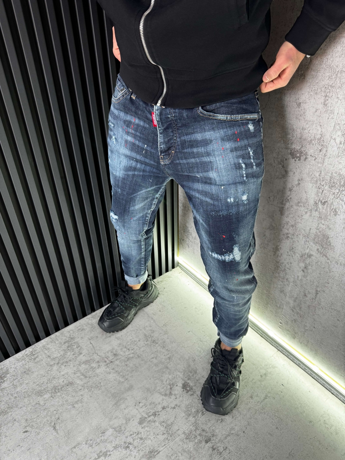 Мъжки Дънки с Изсветлени Участъци и Кръпки 360-1