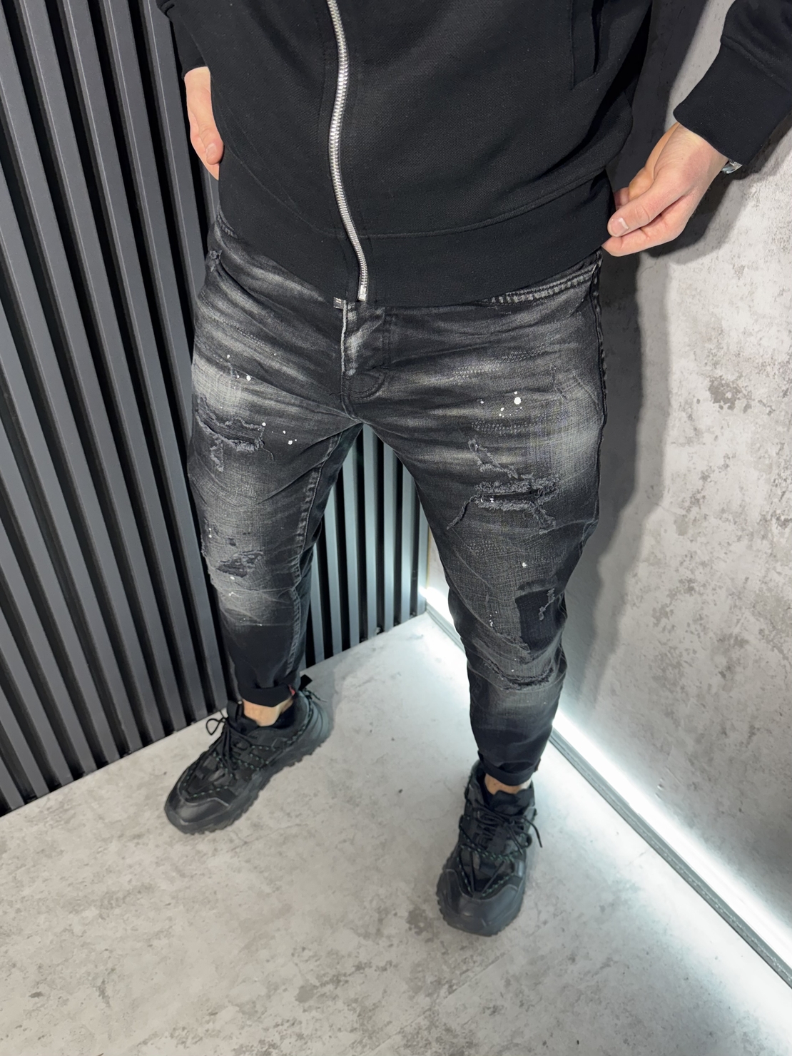 Мъжки Дънки в Черно - 350 R3