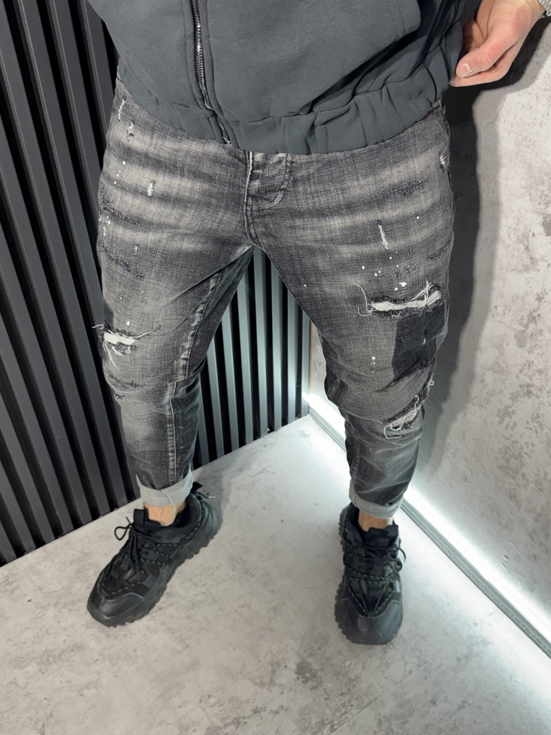 Мъжки Дънки Тъмносиви с Кръпки и Пръски - 351 R2