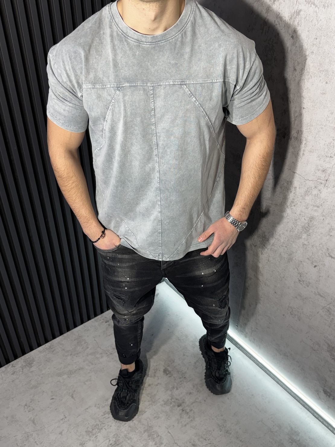 Тениска Oversize с Декоративни Шевове