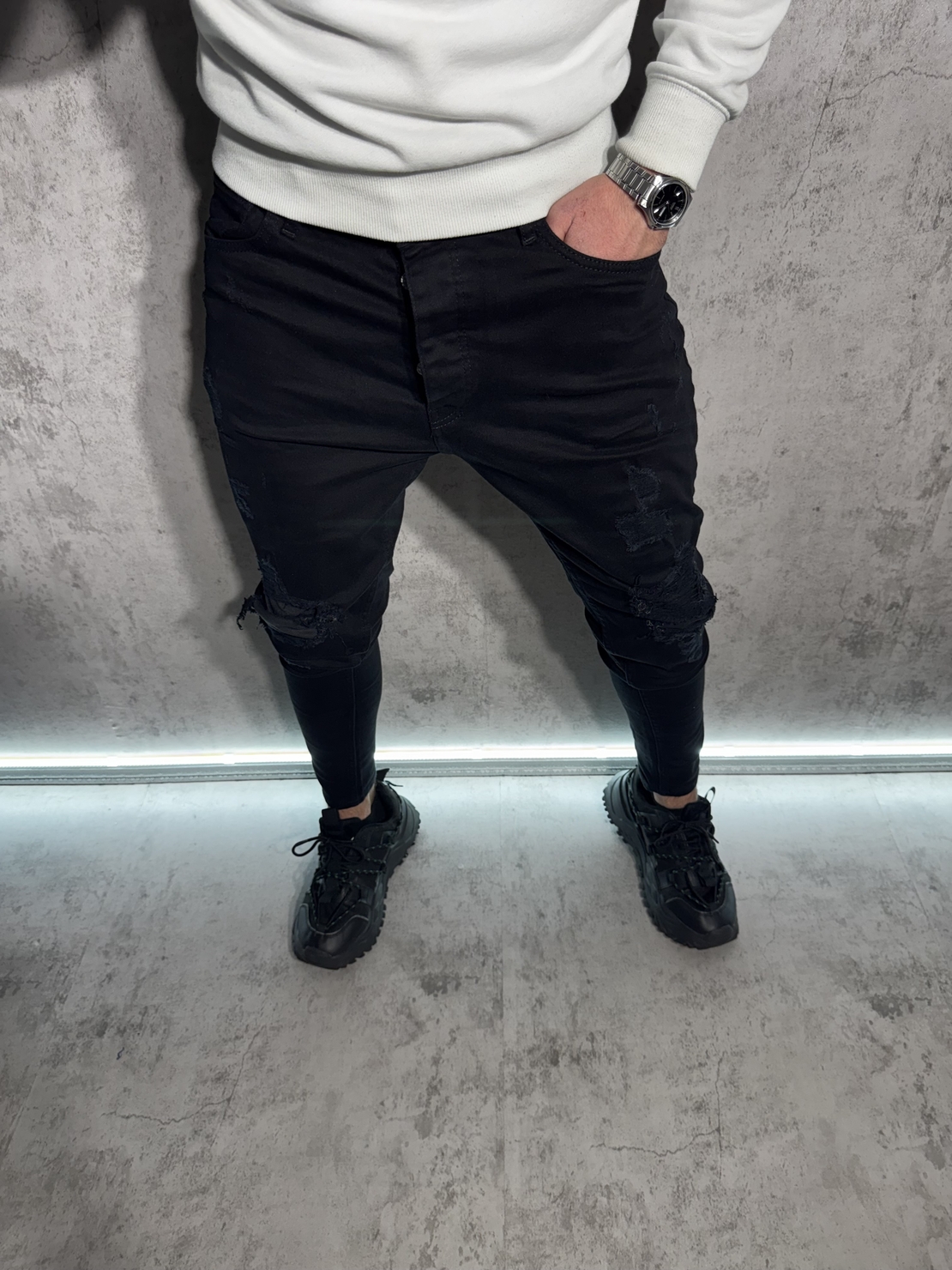 Мъжки Дънков Панталон с Разкъсани Детайли 9100