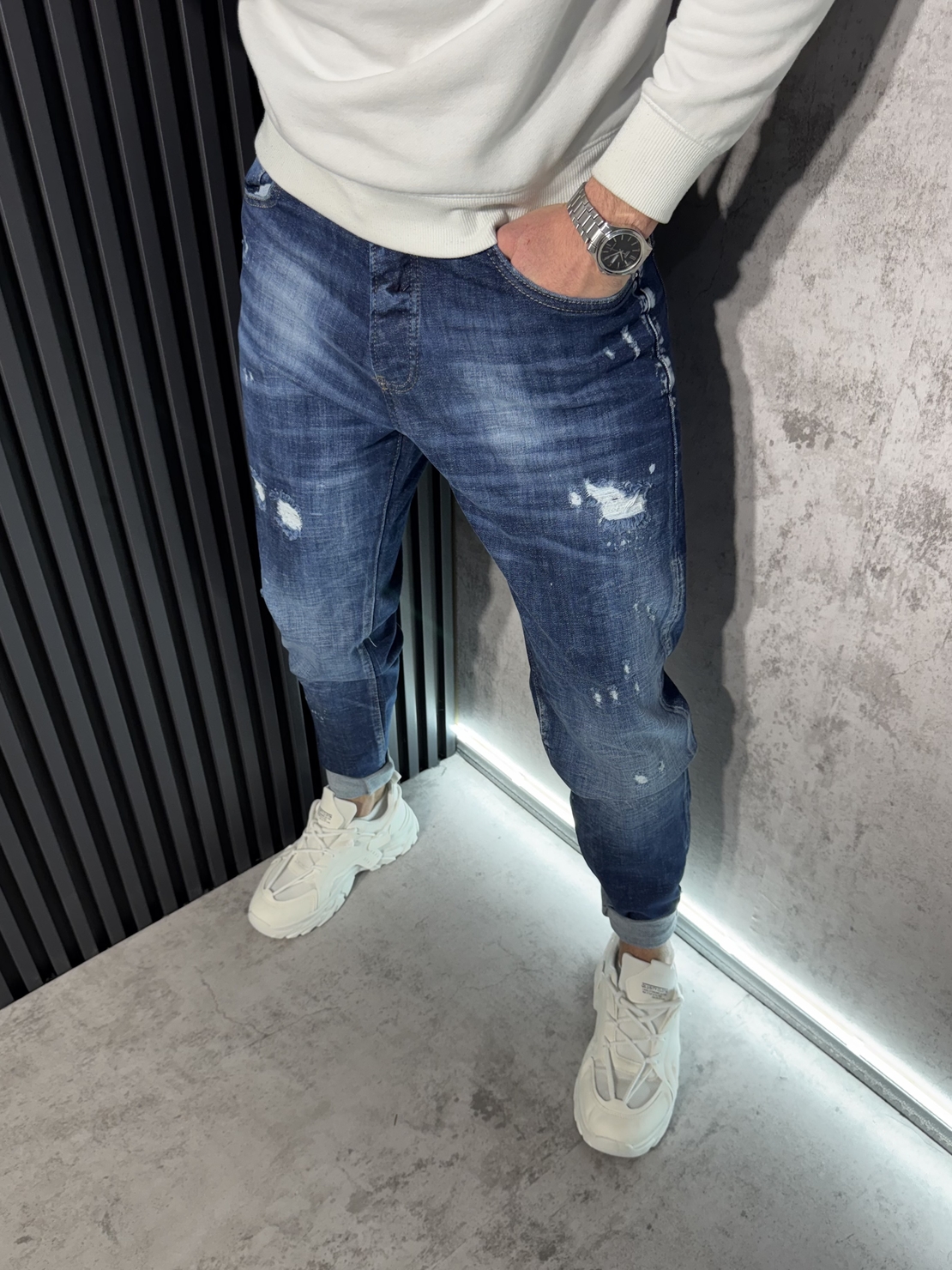 Мъжки Дънки Тъмносини с Кръпки с Леки Разкъсвания 12215