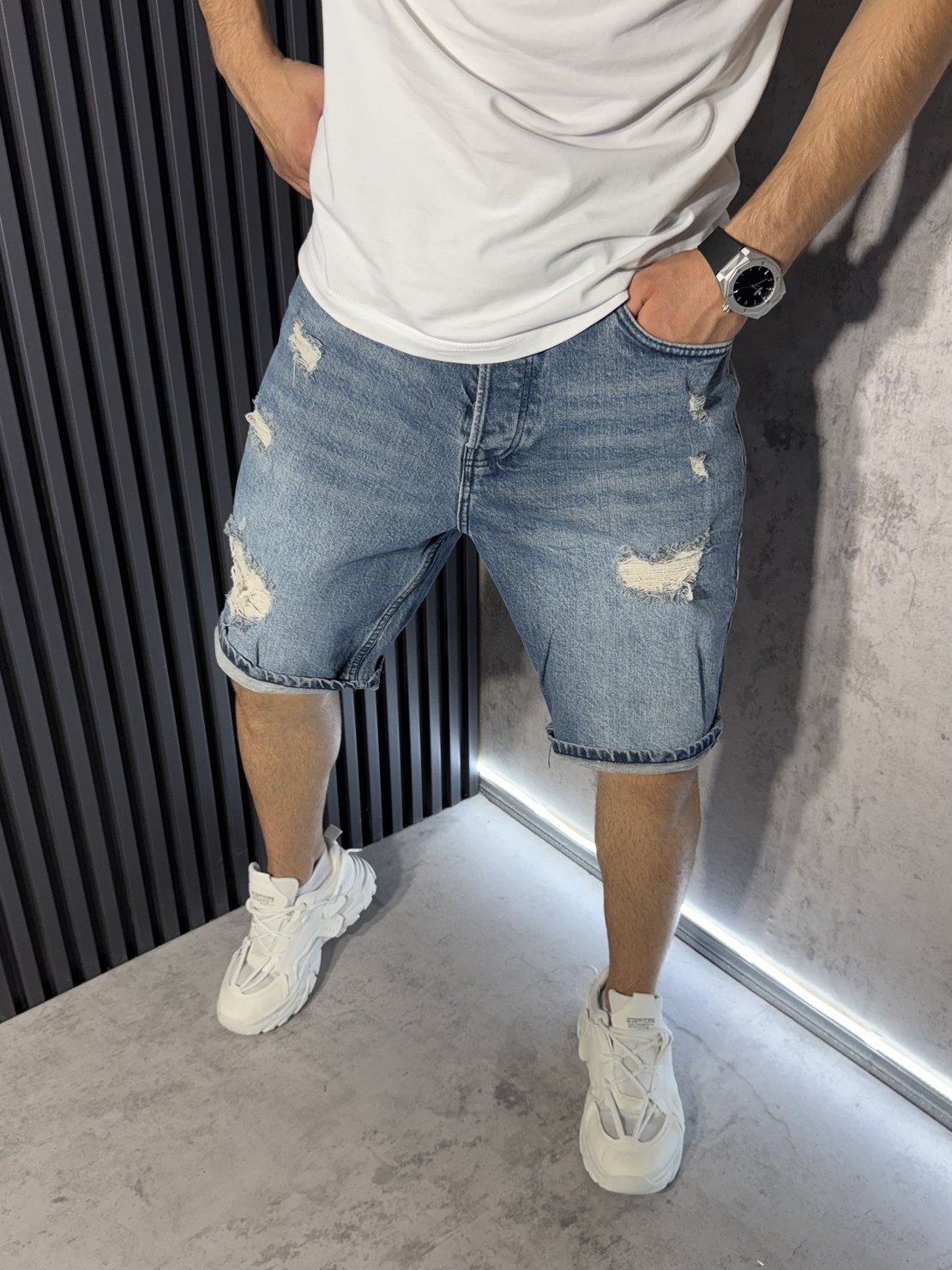 Къси Baggy Дънки в Синьо с Кръпки