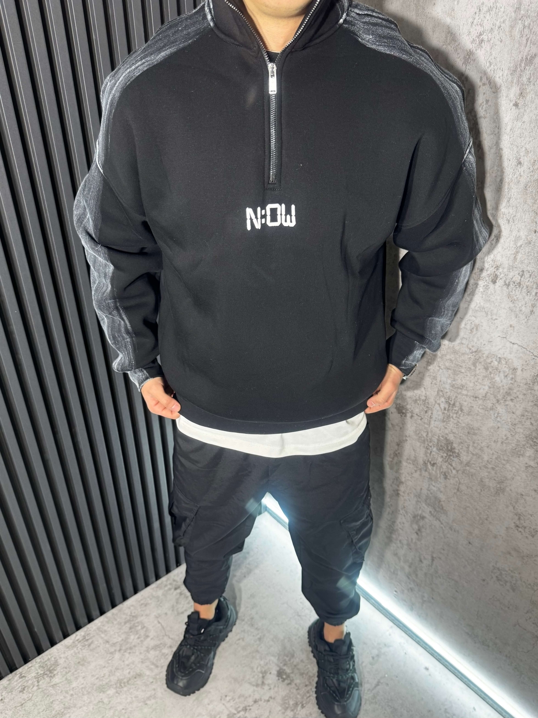 Блуза Oversize с Висока Яка и Цип