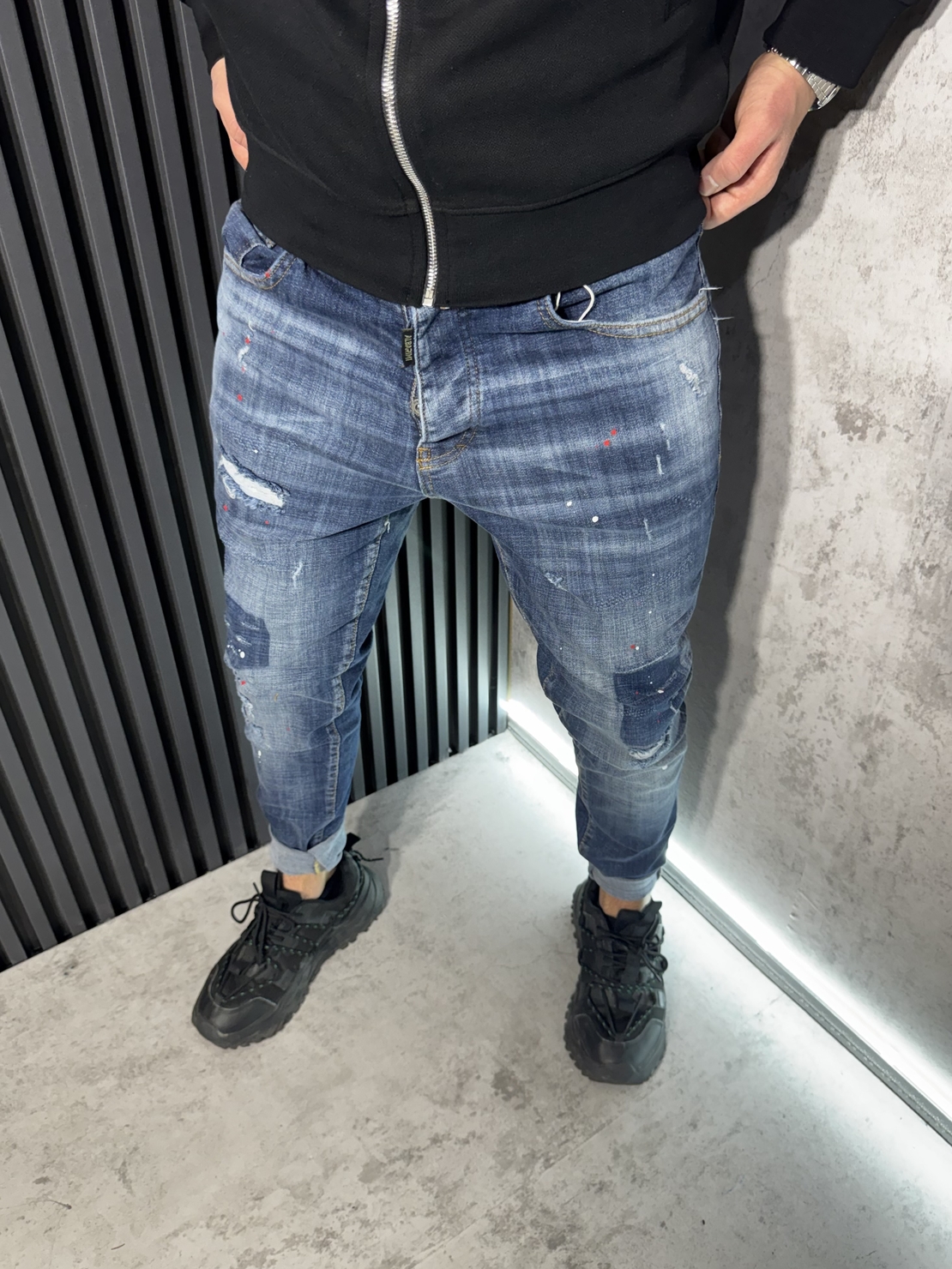 Мъжки Дънки в Синьо с Кръпки и Избелващ Ефект - 337 R3