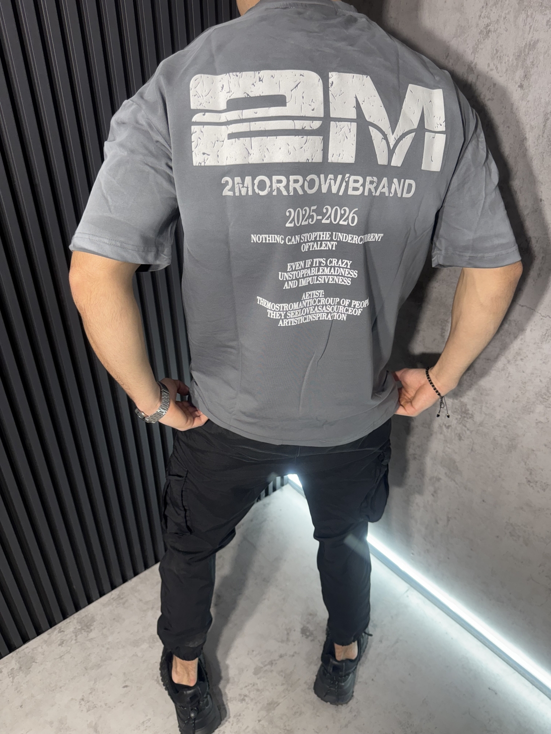 Тениска Сива с Надписи