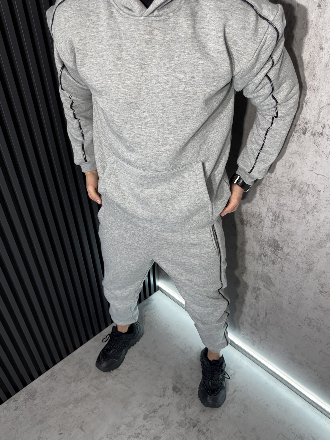 Мъжки Ватиран Екип в Сиво