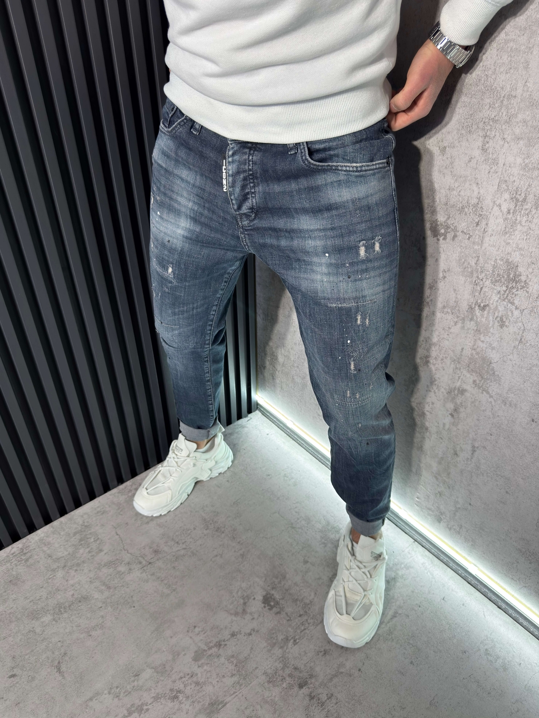 Мъжки Дънки Сини с Леки Накъсвания и Избелващ Ефект 522