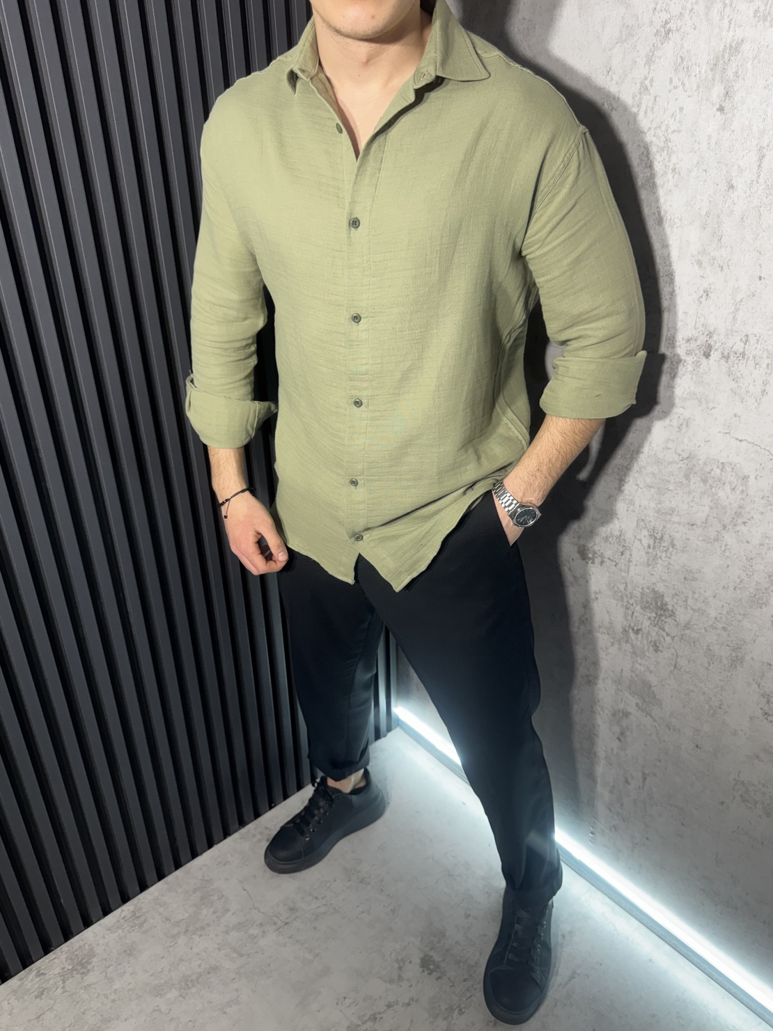 Ленена Риза в Маслено-Зелен Цвят