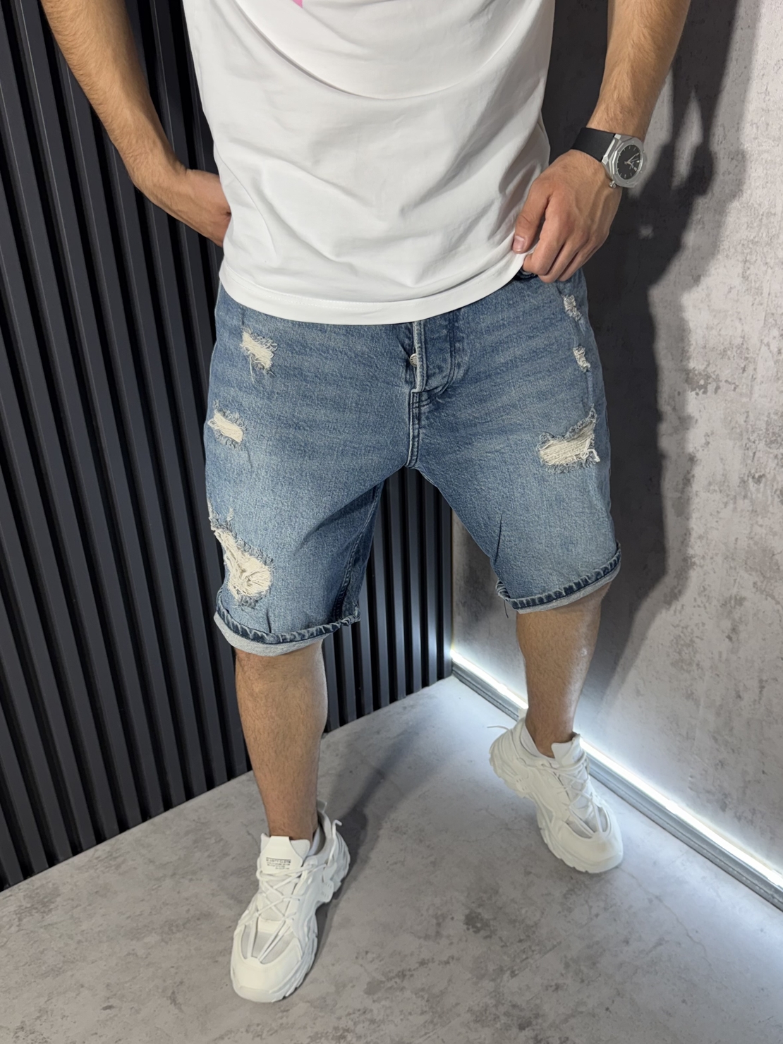 Къси Baggy Дънки в Синьо с Кръпки