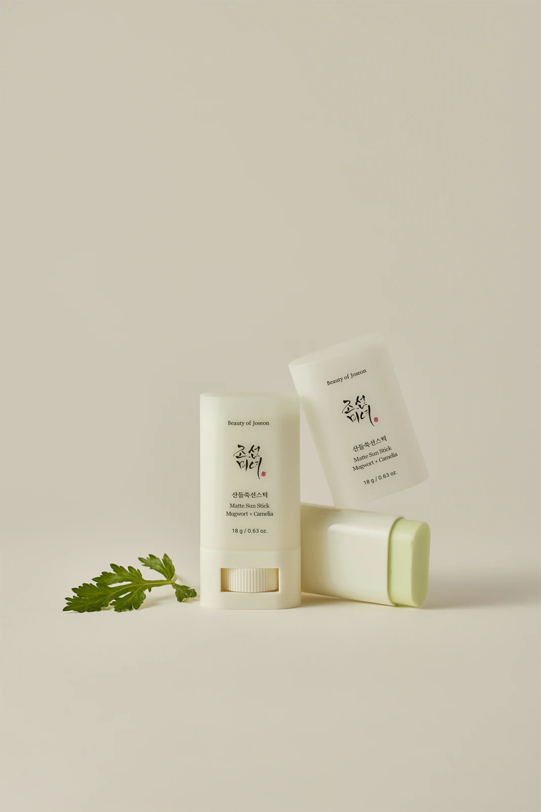 Beauty of Joseon Matte Sun Stick Mugwort + Camelia слънцезащитен крем в стик SPF 50+