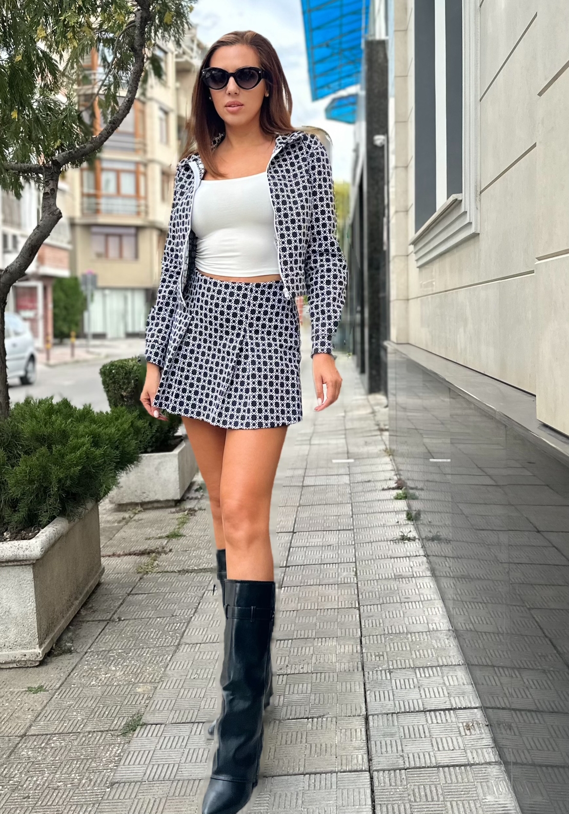 Сет от сако и мини пола - Черно и Бяло