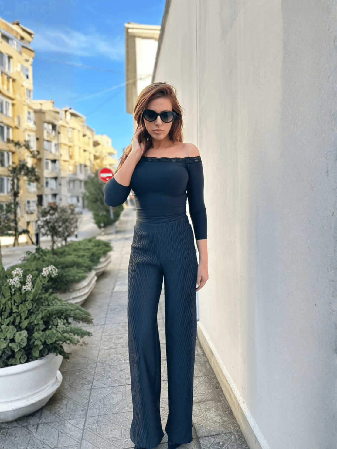 Релефен панталон с широк крачол - ЧЕРЕН