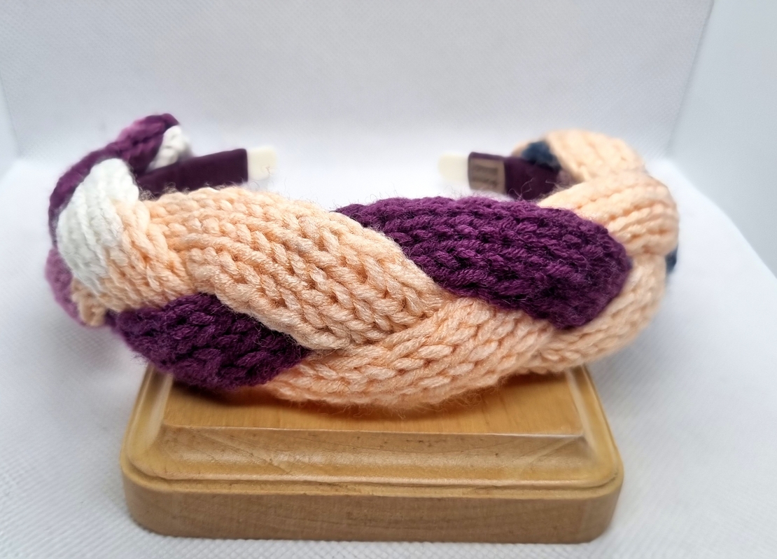 ДЕТСКА ДИАДЕМА ПЛЕТЕНА прежда