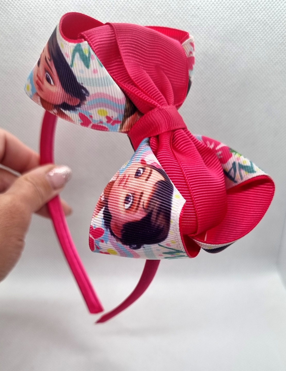 Ръчно изработен детскa диадемa с голяма панделка