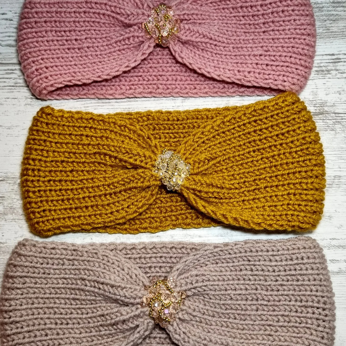 Ръчно изплетени детски ленти за глава със стъклени кристали