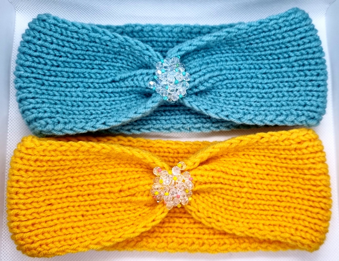 Ръчно изплетени детски ленти за глава със стъклени кристали