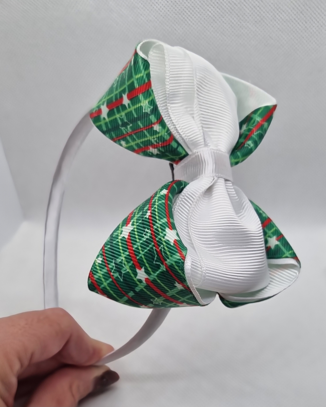 Диадема с коледна панделк