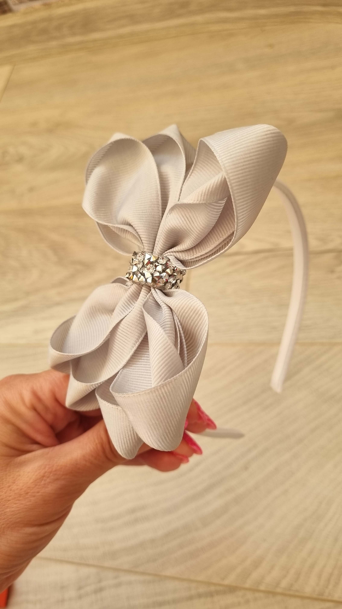 Ръчно изработена детска диадем