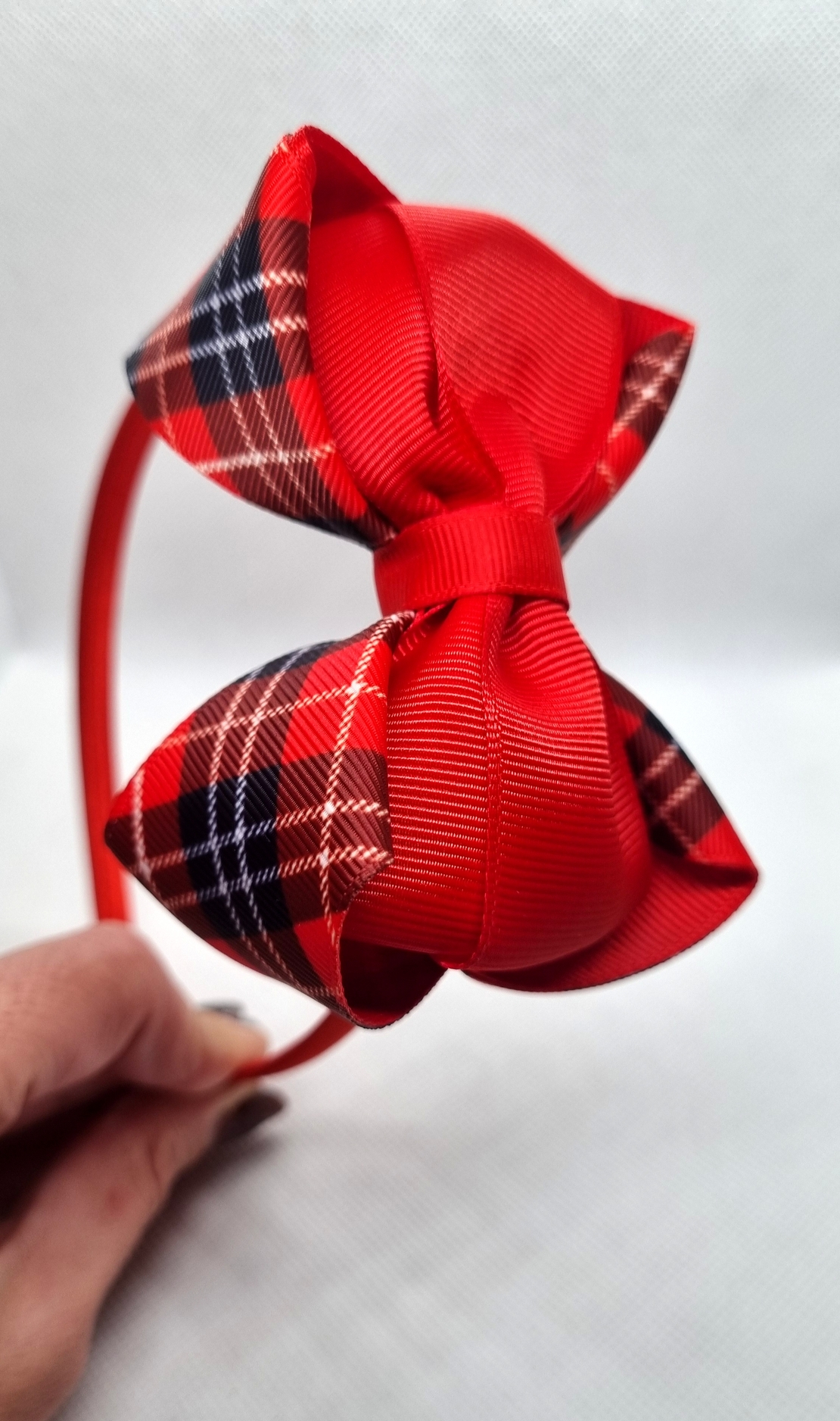 Диадема с коледна панделк