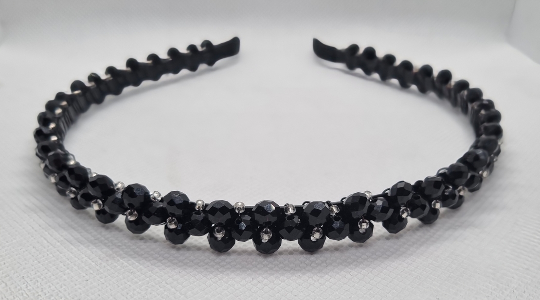 Дамска диадема със стъклени кристали