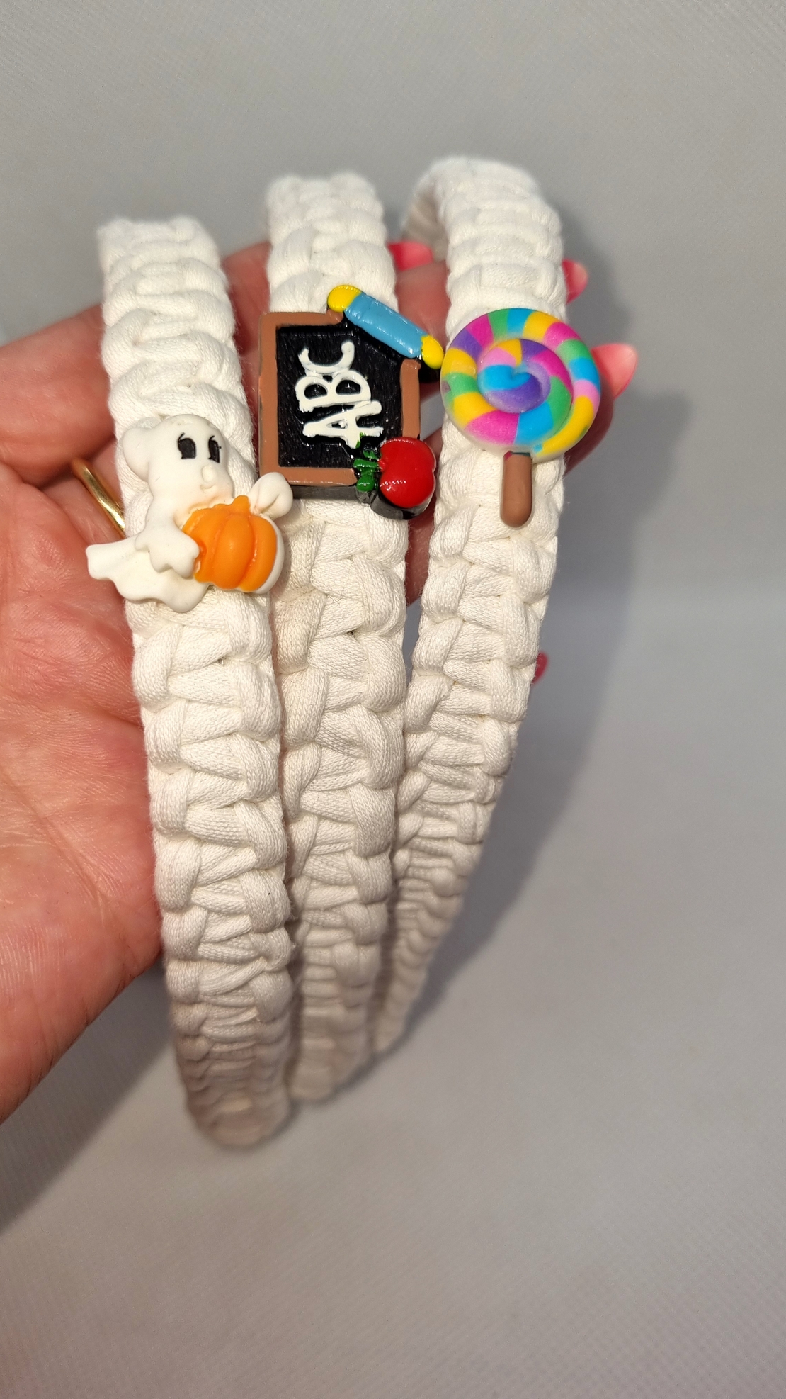 ДЕТСКА ДИАДЕМА ПЛЕТЕНА  текстил