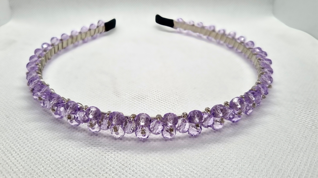 Дамска диадема със стъклени кристали