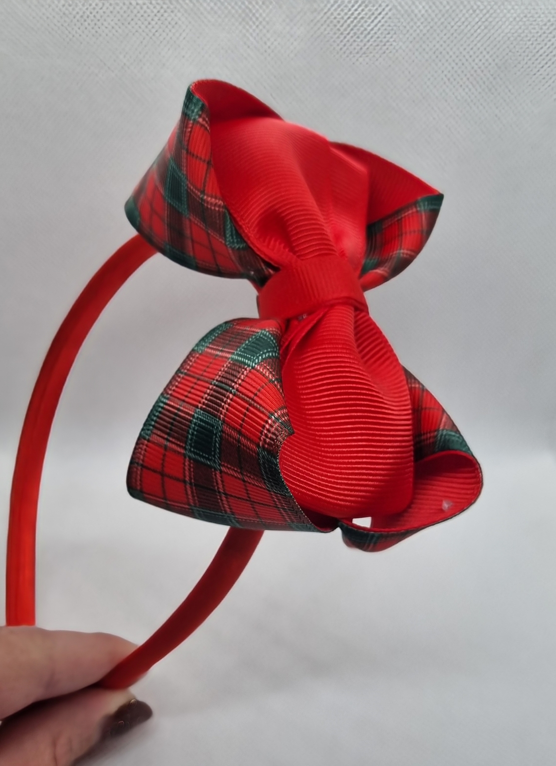 Диадема с коледна панделк