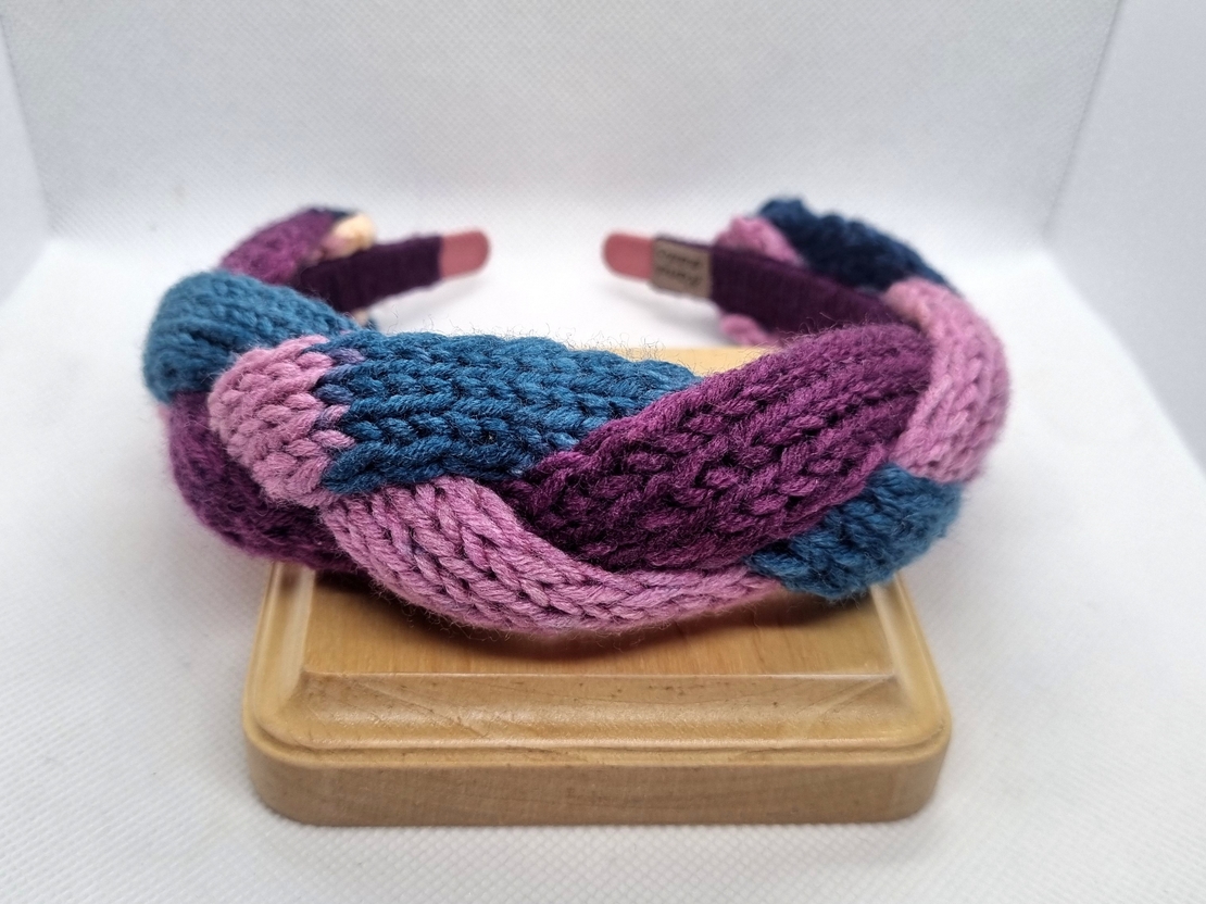 ДЕТСКА ДИАДЕМА ПЛЕТЕНА прежда