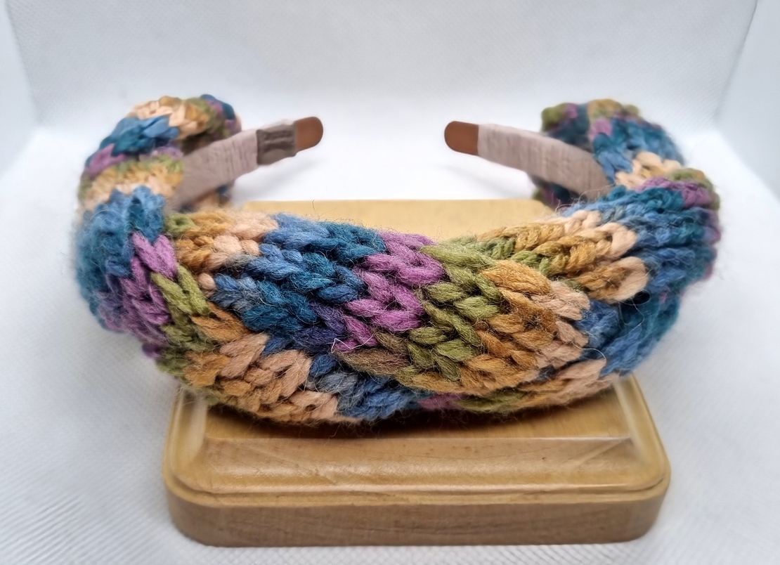 ДЕТСКА ДИАДЕМА ПЛЕТЕНА прежда