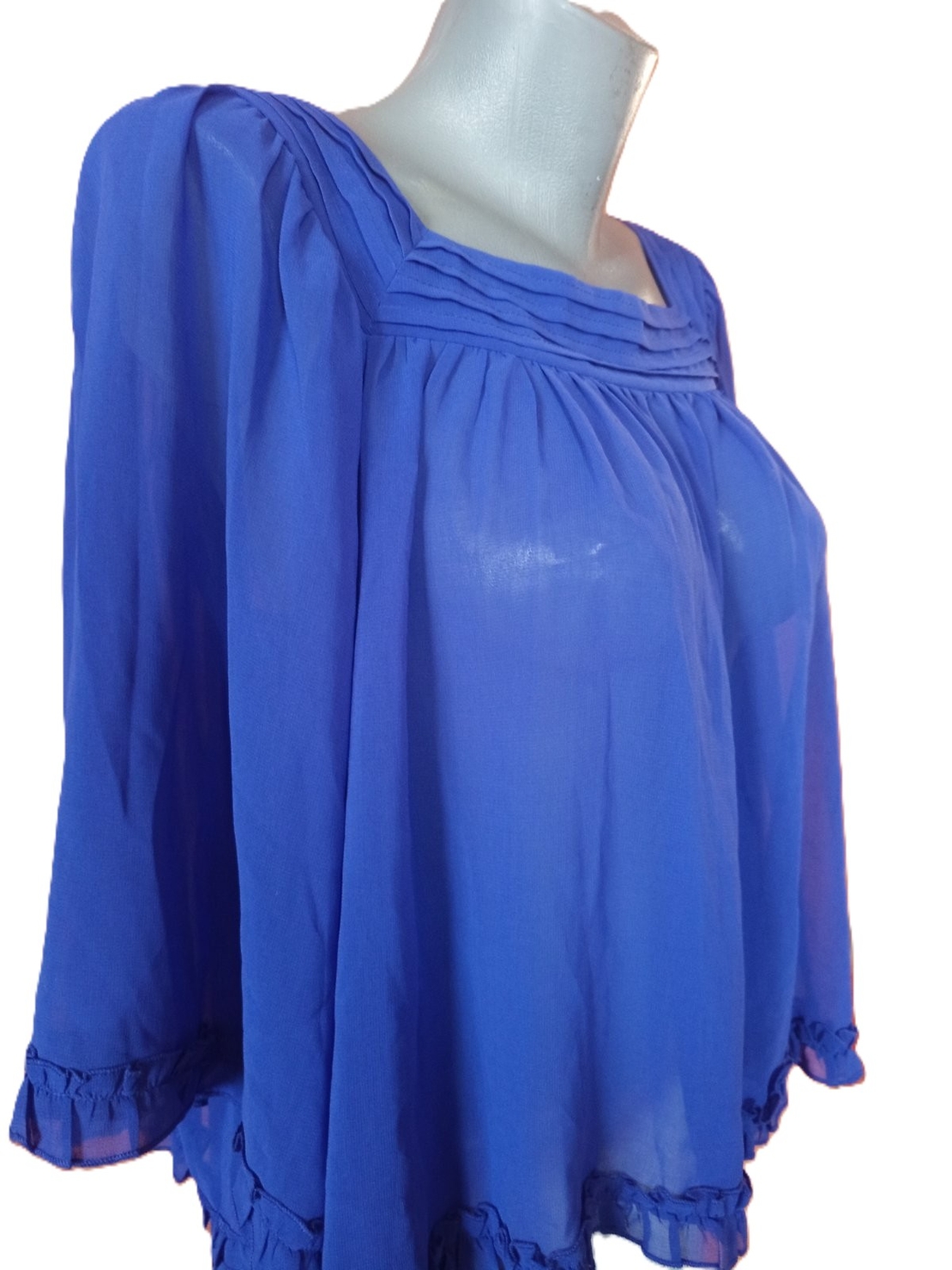 Лятна дамска барелинка-тънък потник, размер S за топло време