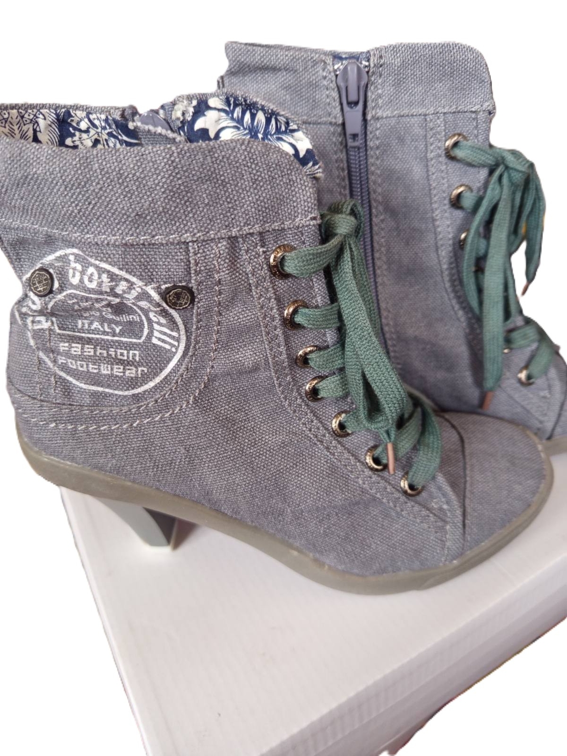 Сиви боти –35№ модел italia