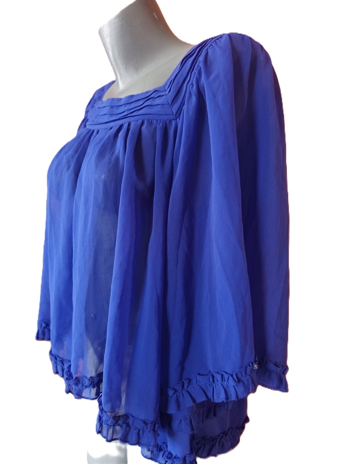 Лятна дамска барелинка-тънък потник, размер S за топло време