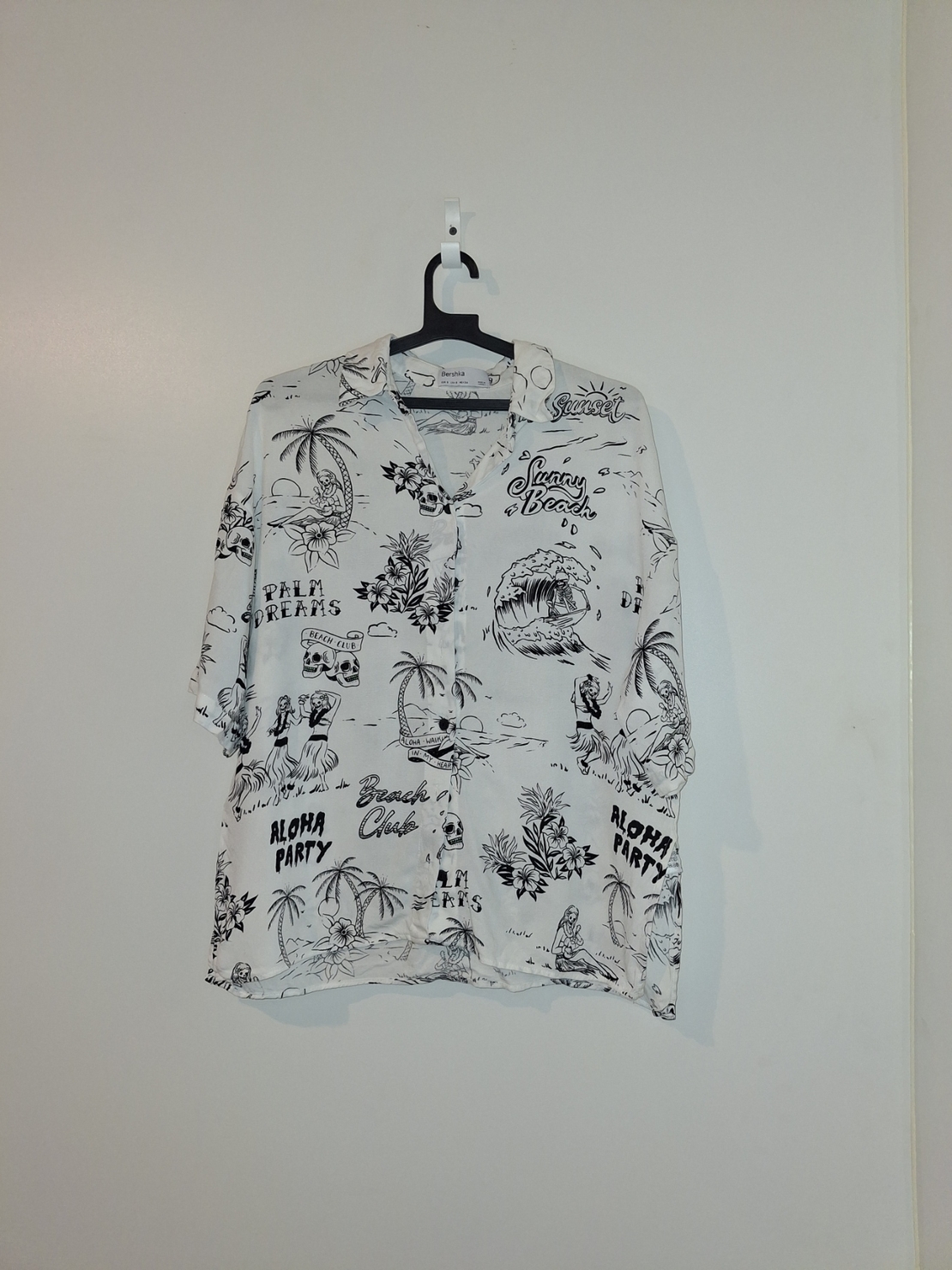 Риза Bershka 2907