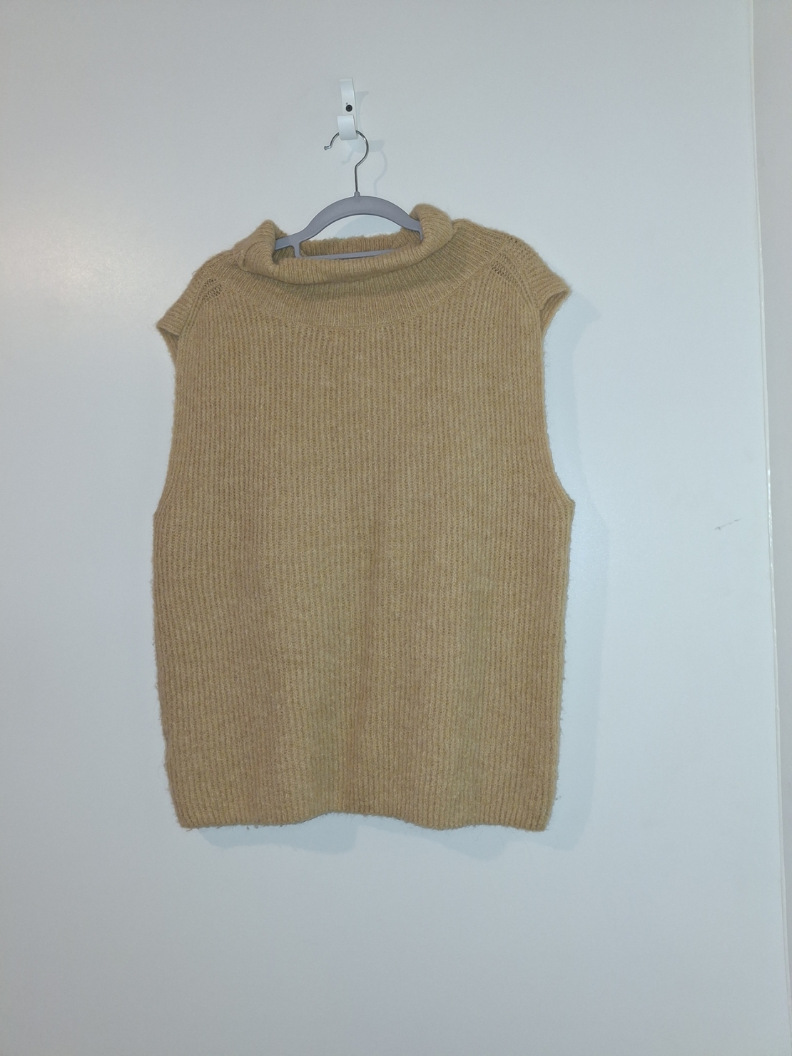 Плетена блуза без ръкави 0503