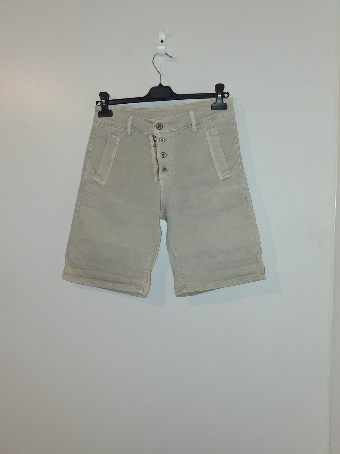 Къси панталони 2627