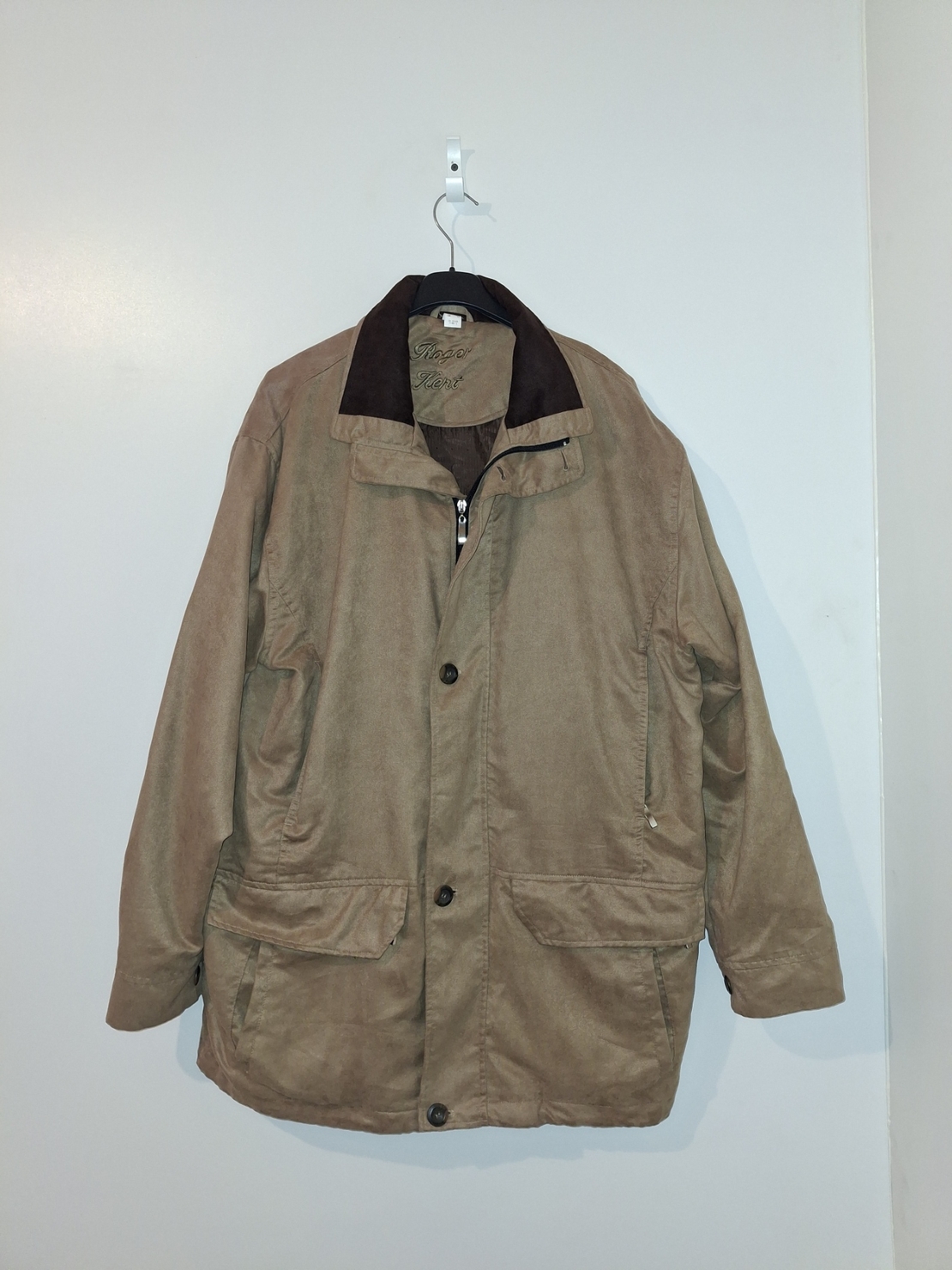 Яке Roger Kent 1007