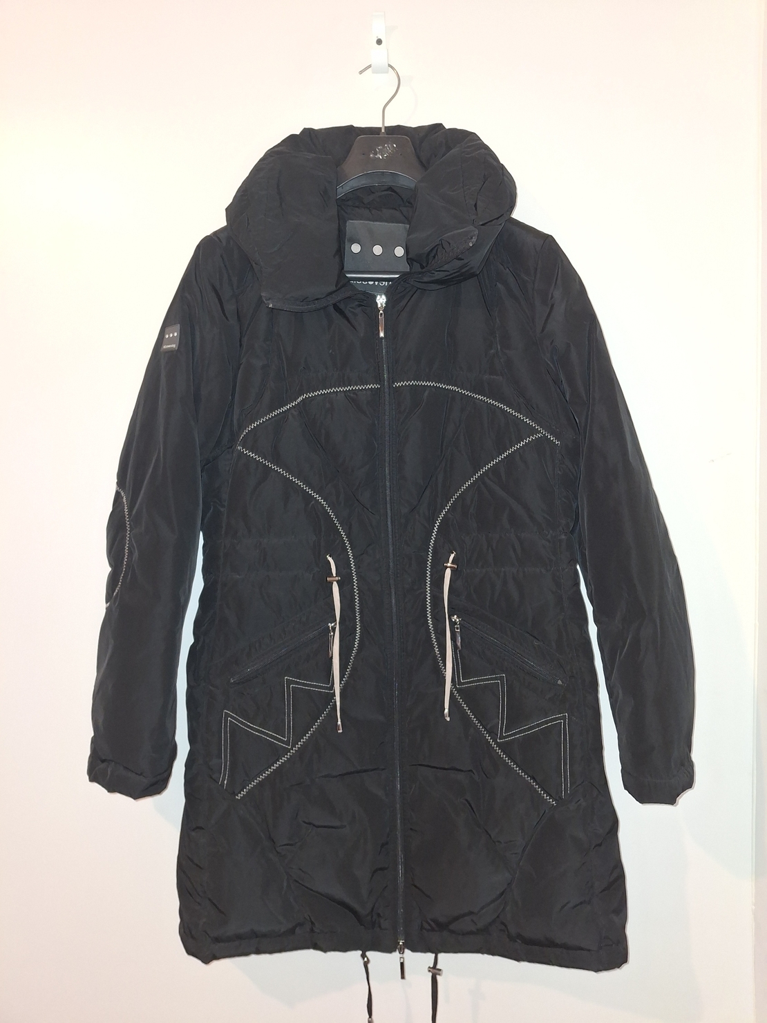 Яке Discovering 0946