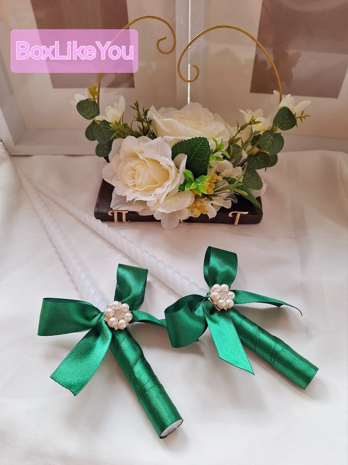 🕯 Ритуални Свещи с Изумрудена Елегантност