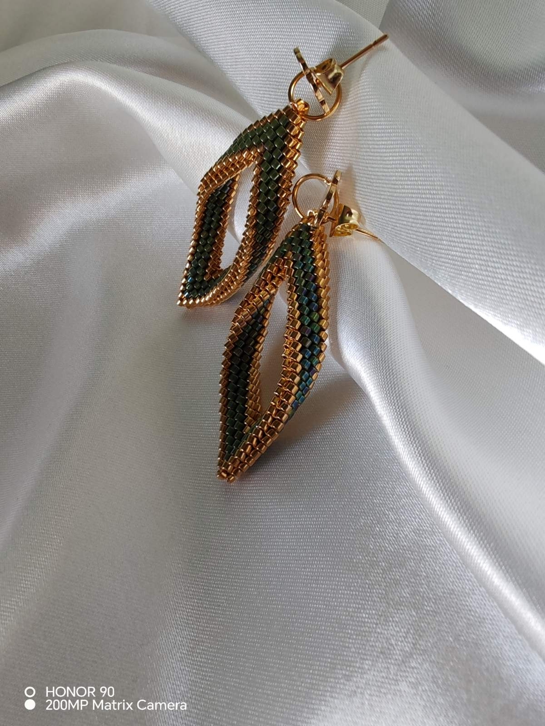 Обеци Ромбоиди