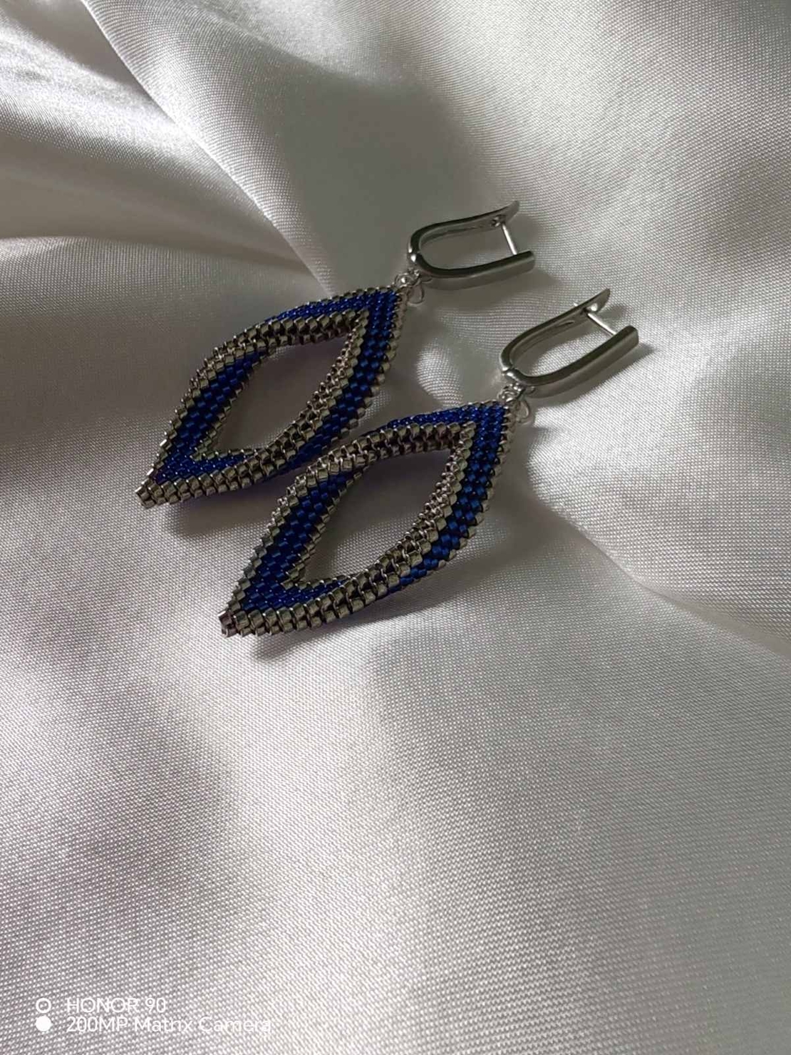 Обеци Ромбоиди