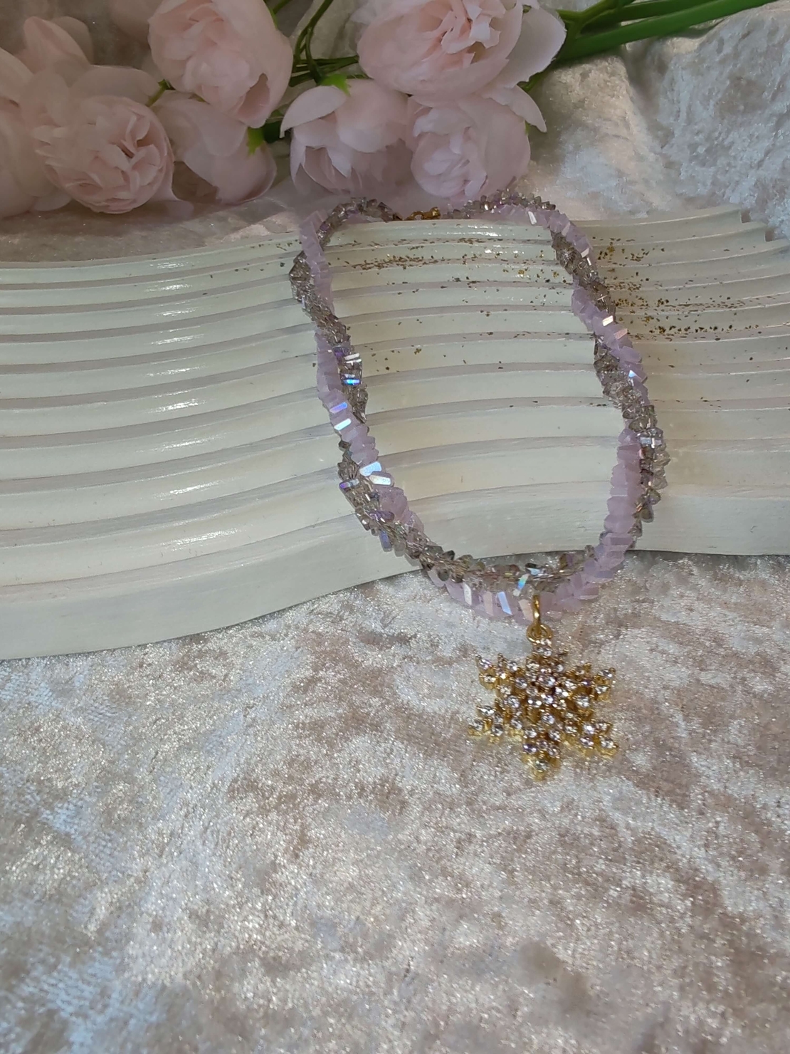 Колие с 3Д висулка снежинка