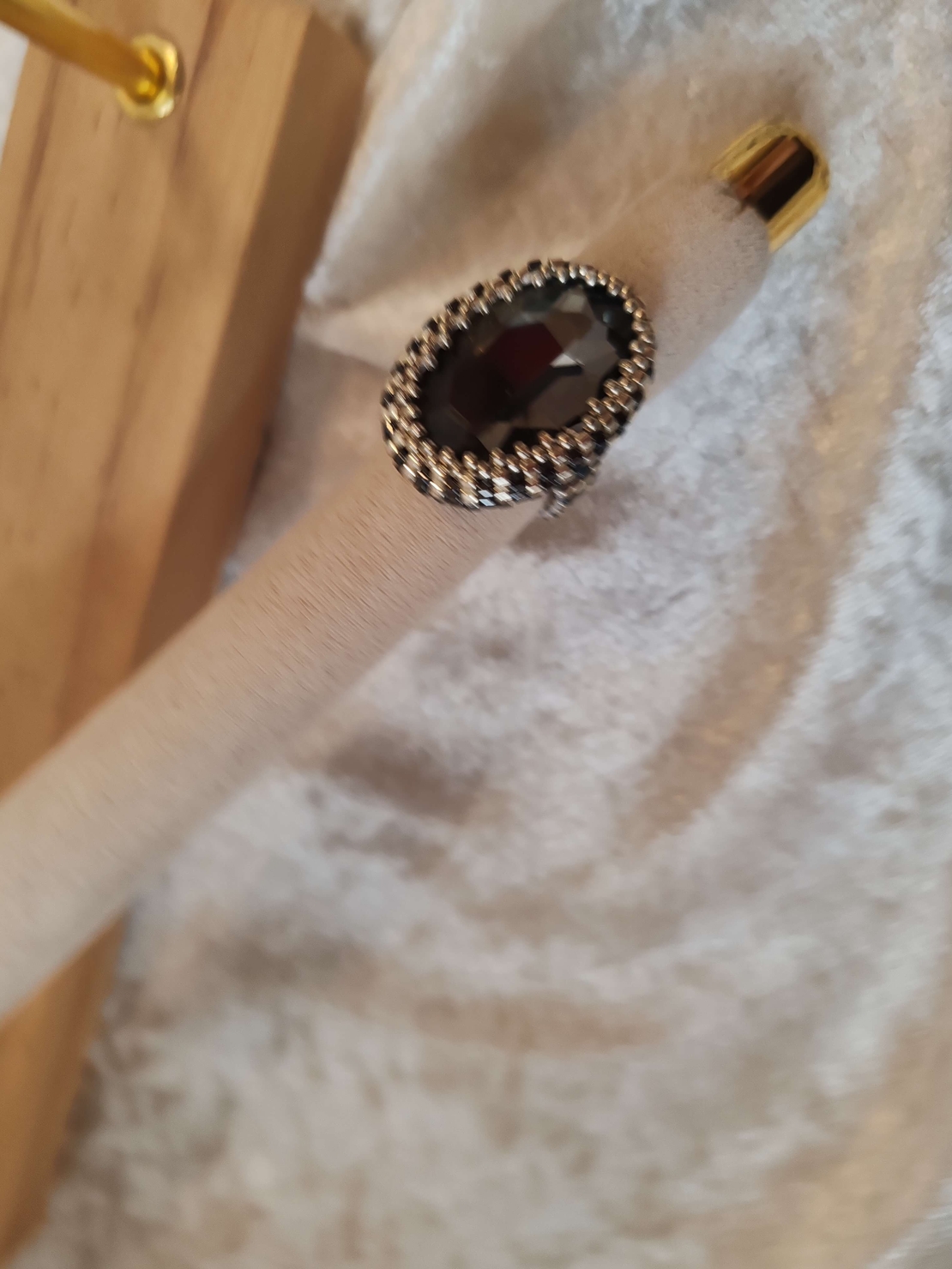 Пръстен с кабошон